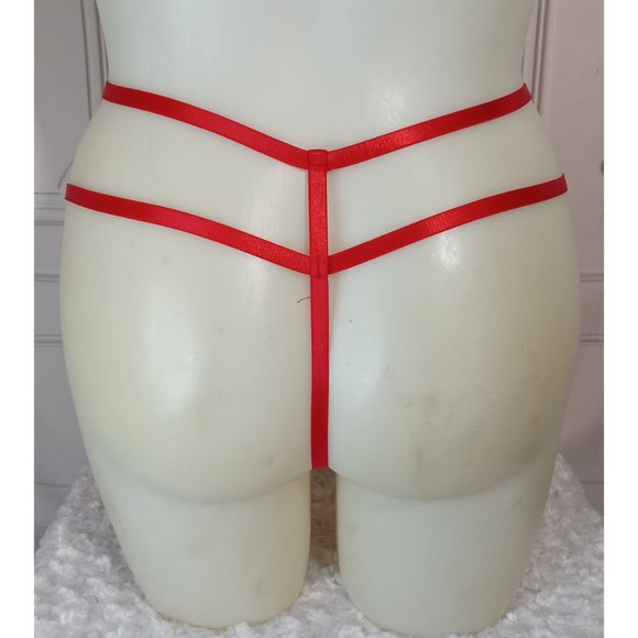 NWT Starline Red Strappy Halter Bralette And Garter 3 Piece Set Sz M/L - Picture 2 of 10